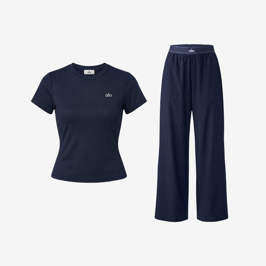 Ensemble Alo bleu marine : t-shirt à manches courtes et pantalon large