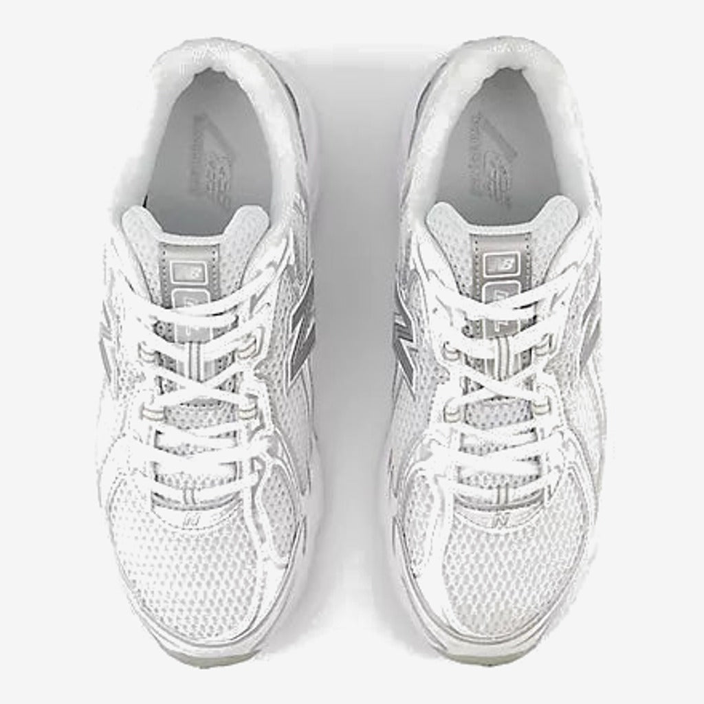 NB 740 White