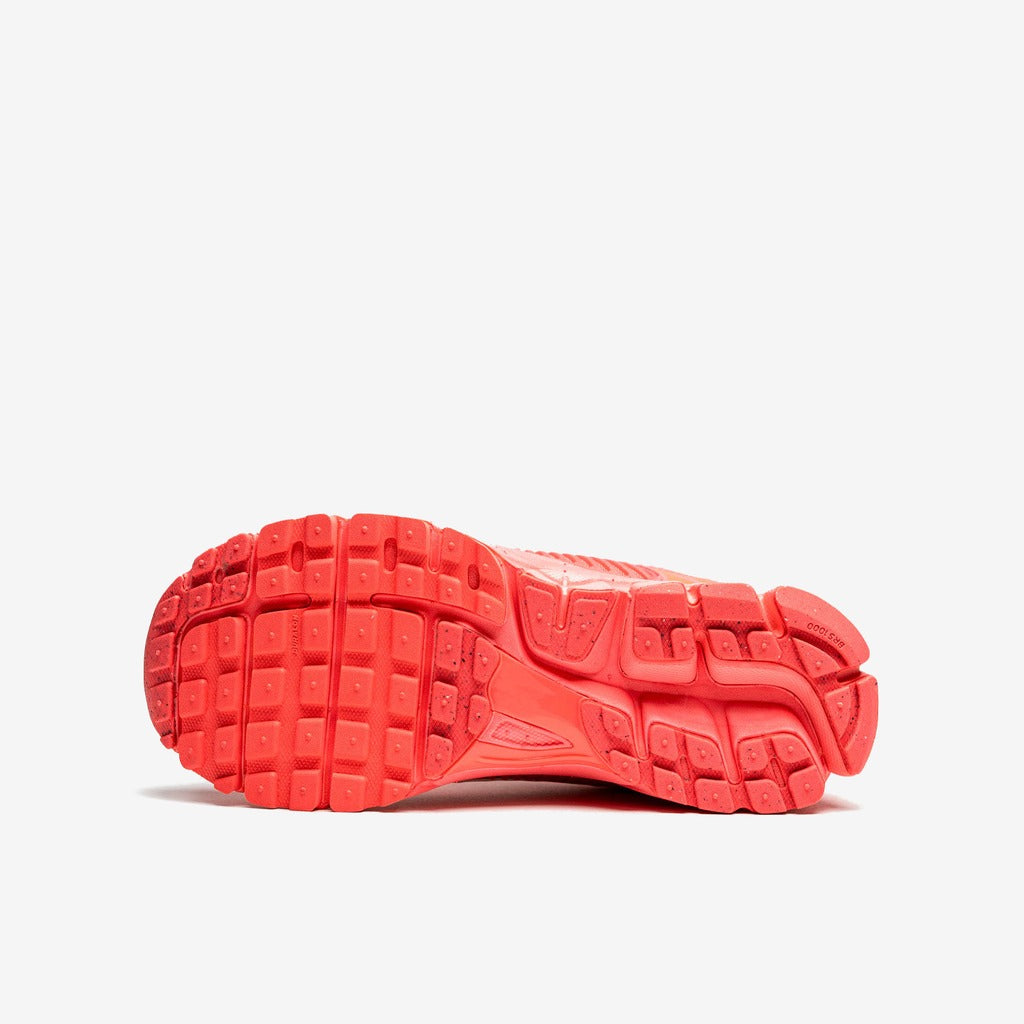 Nike Zoom Vomero 5 Hot Punch