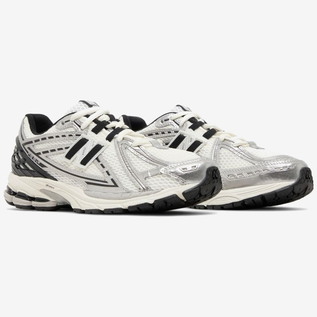 New Balance 1906R Silver Metallic Black