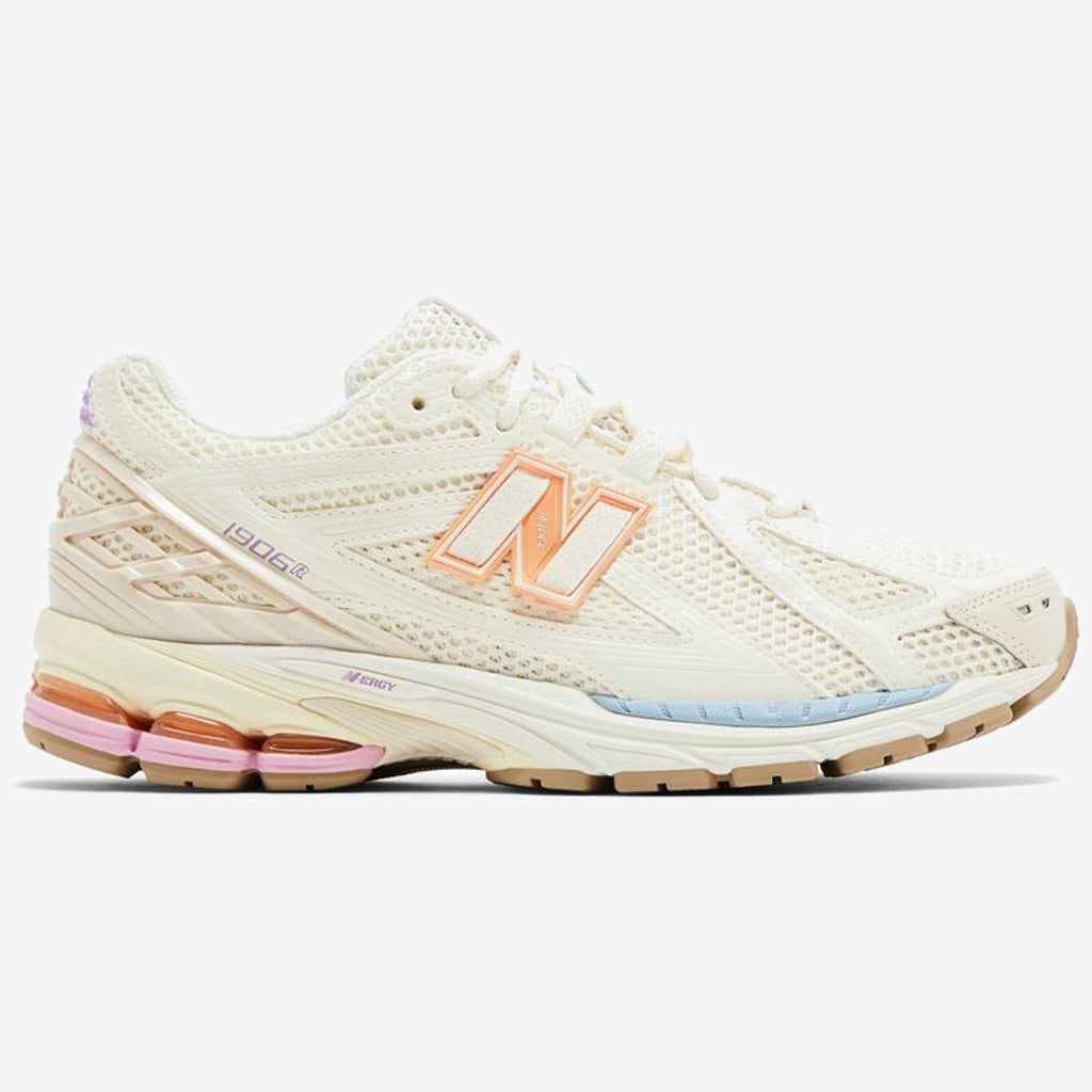 New Balance 1906R Sea Salt Pink Sugar