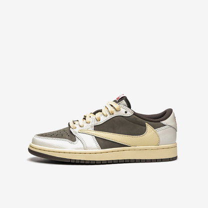 Travis Scott Jordan 1 Reverse Mocha — Nike