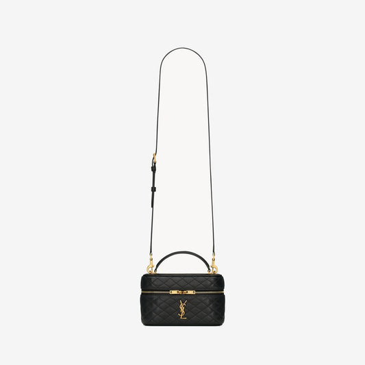GABY VANITY BAG EN CUIR D’AGNEAU — Chanel
