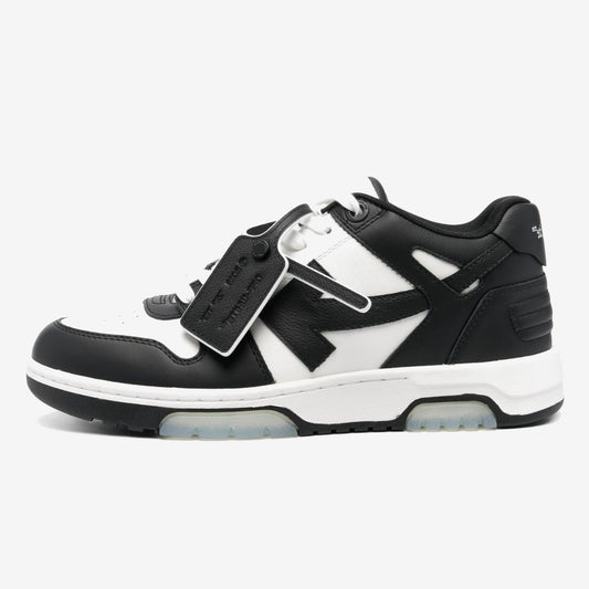 Baskets Off-White noires et blanches, grande flèche latérale noire et lacets blancs