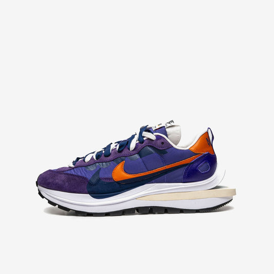 Nike Vaporwaffle sacai Dark Iris