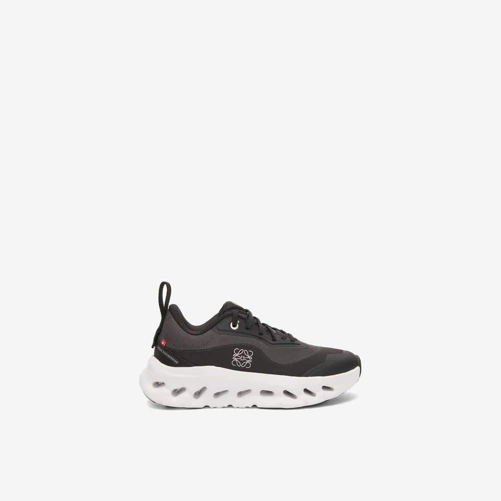 ON × LOEWE Cloudtilt — Bleu Marine — On Running