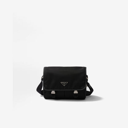 Sac porté épaule en Re-Nylon et cuir Saffiano — Prada