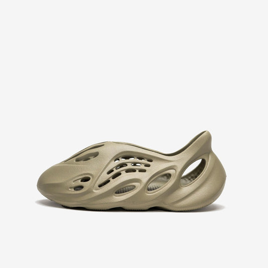 adidas Yeezy Foam RNR Stone Salt