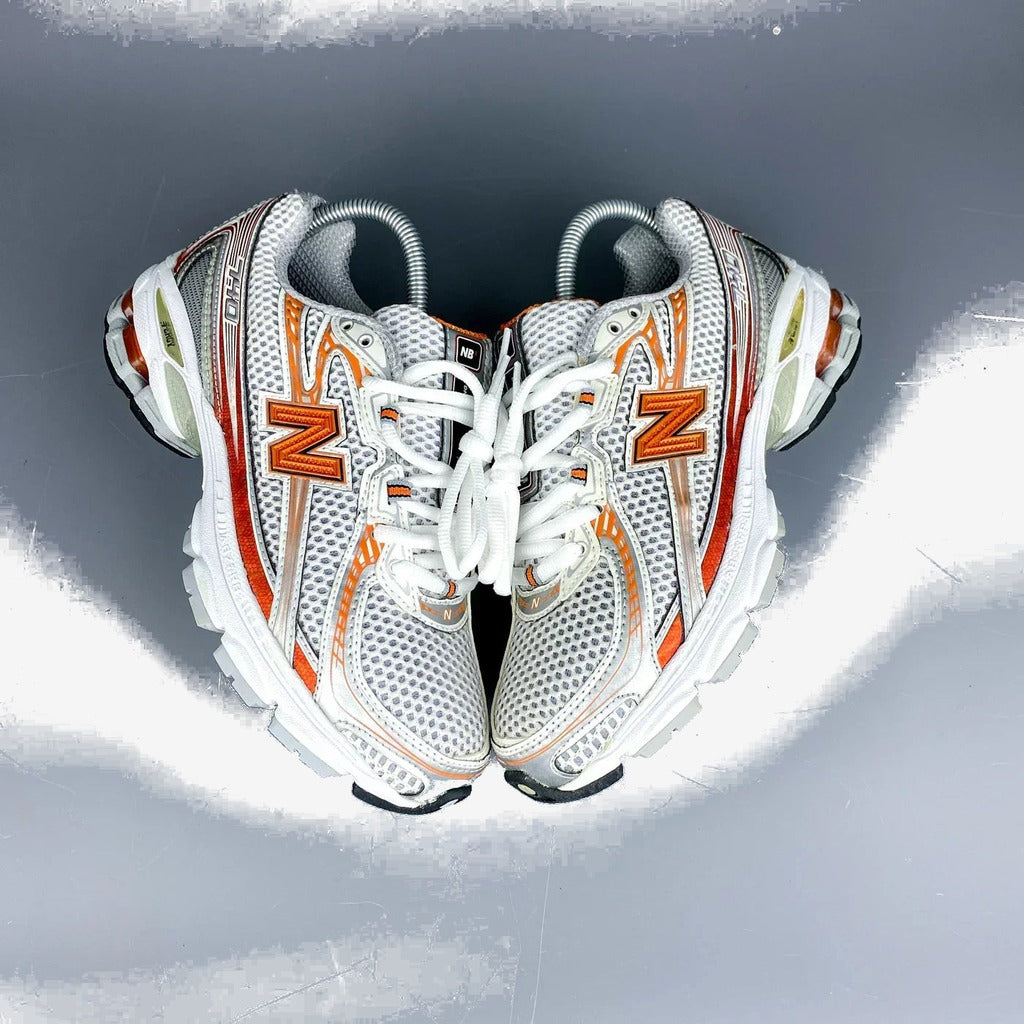 New Balance 740 ORANGE