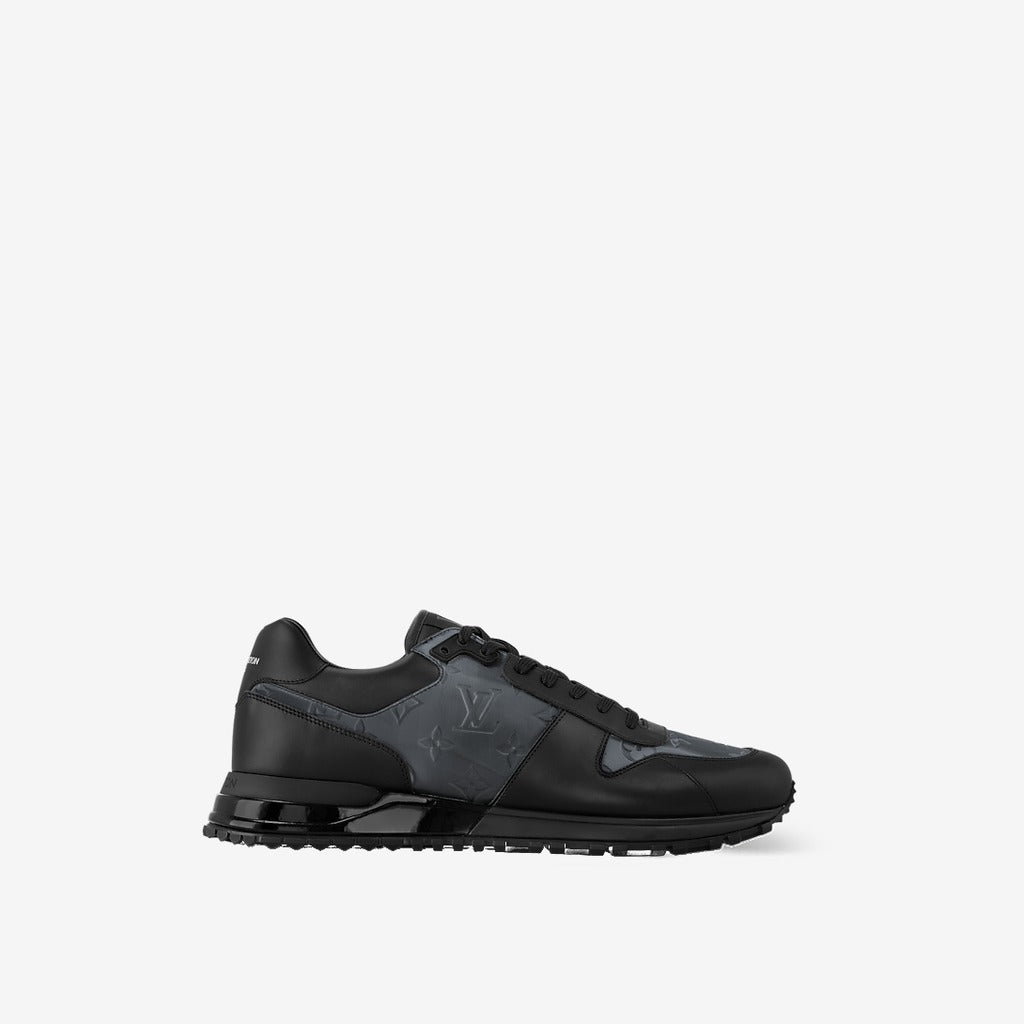 Sneaker Run Away - #6