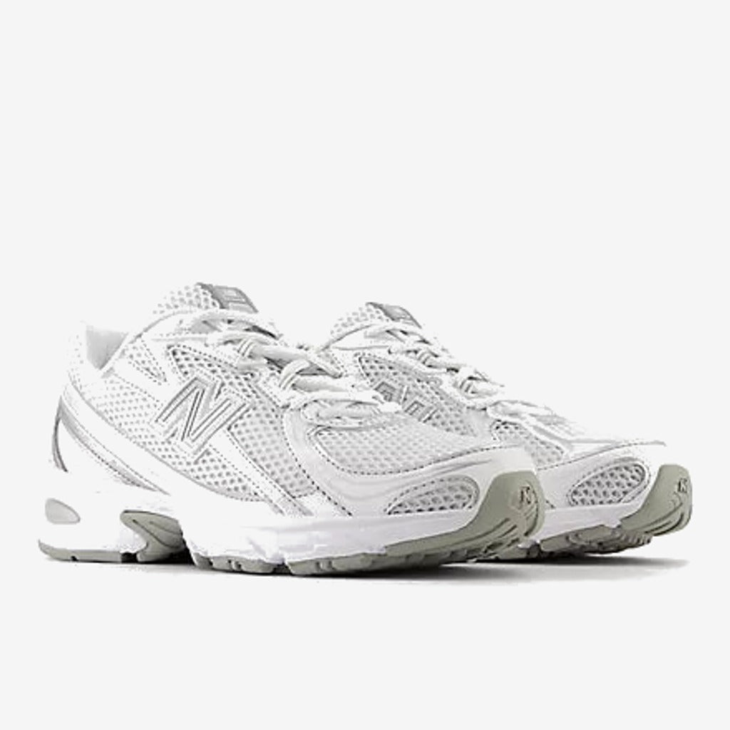 NB 740 White