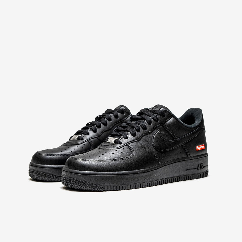 Nike Air Force 1 Low Supreme Black