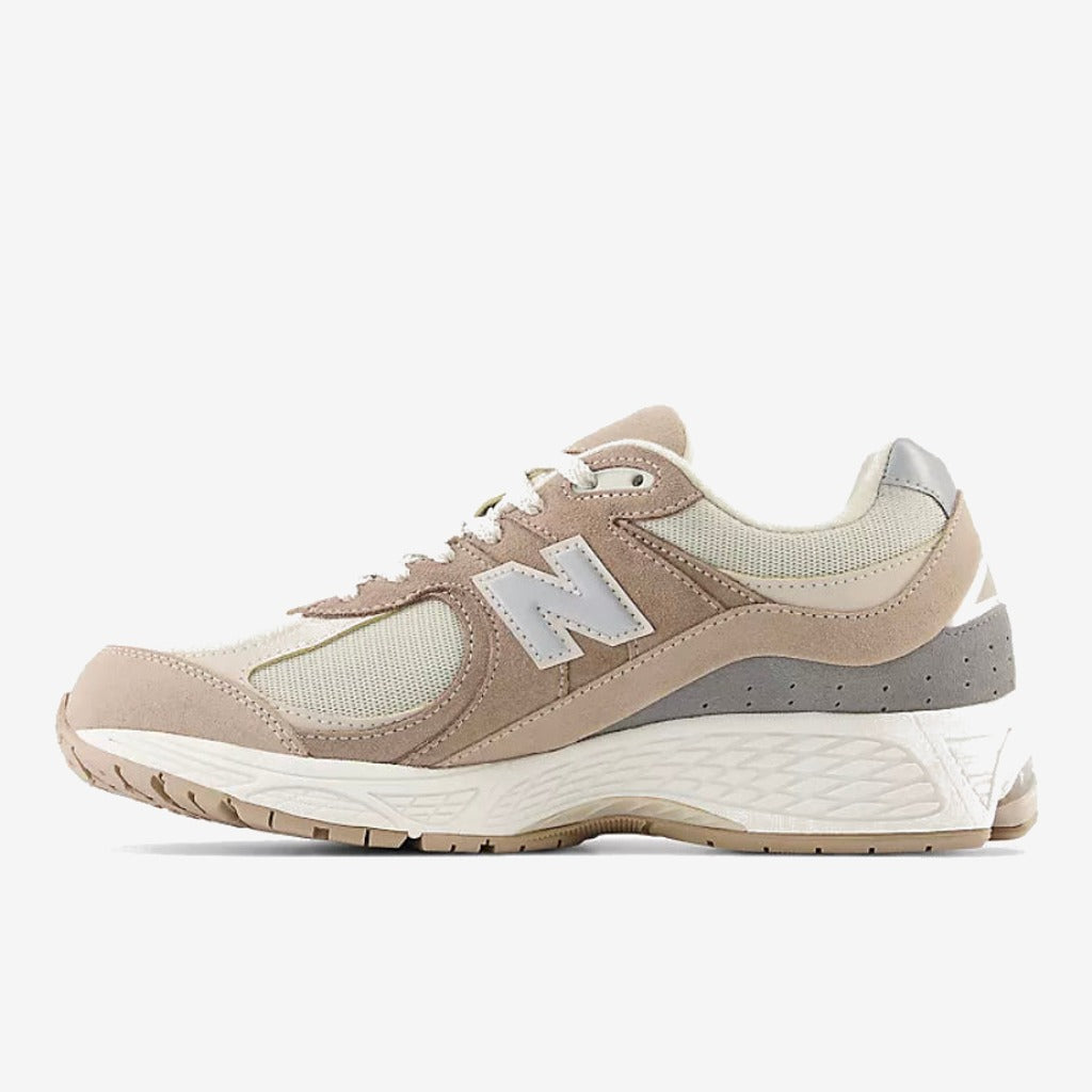 New Balance 2002R Cream - New Balance