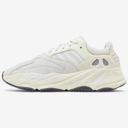 Yeezy Boost 700 Analog