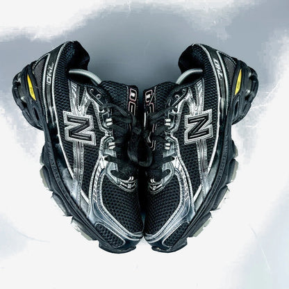 New Balance 740 BLACK