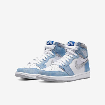 Air Jordan 1 Retro High OG Hyper Royal