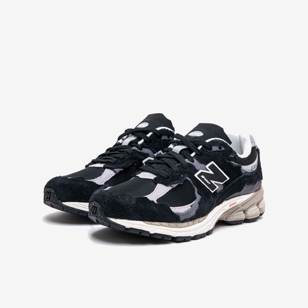 New Balance 2002R Protection Pack Black Grey