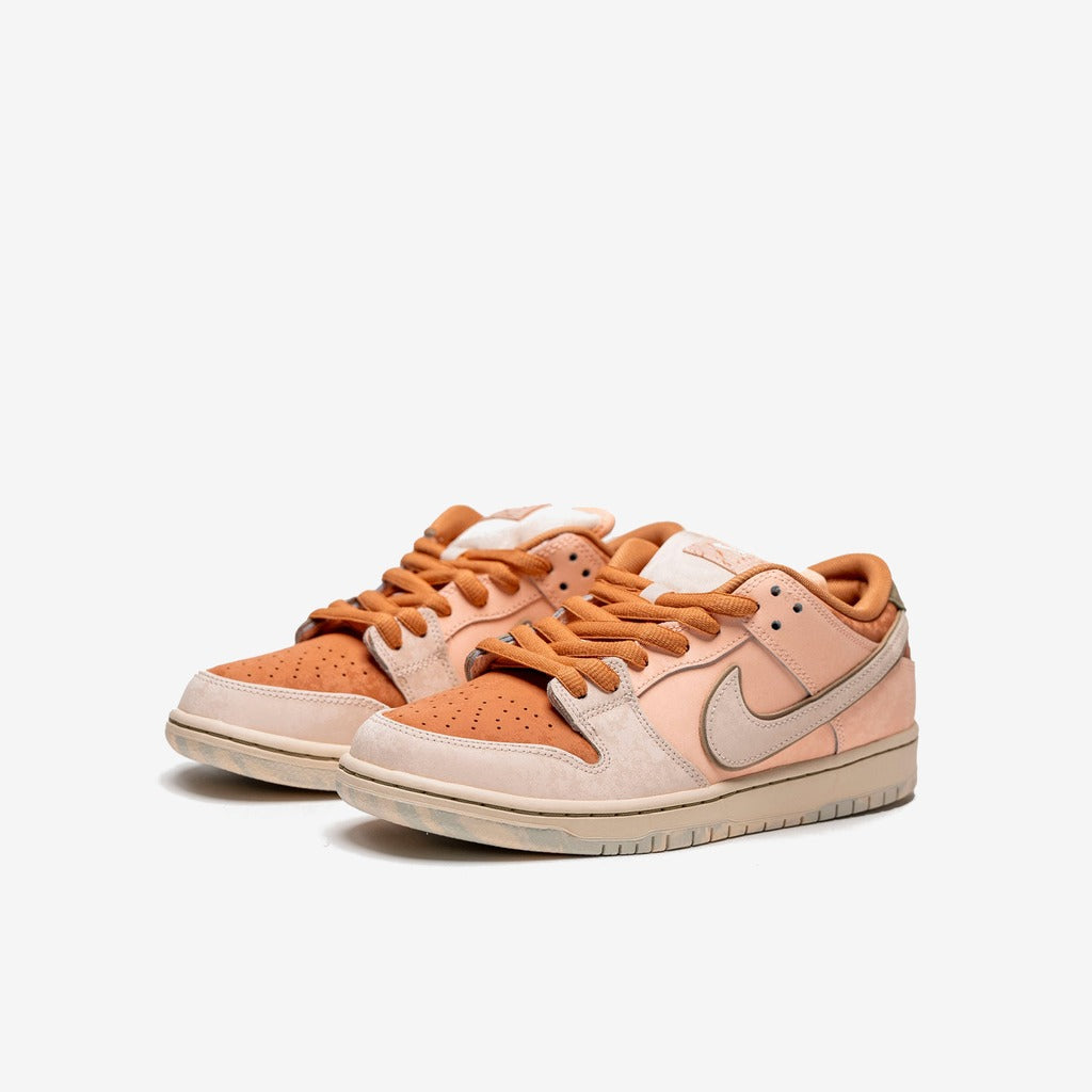 Nike SB Dunk Low Trocadéro Gardens