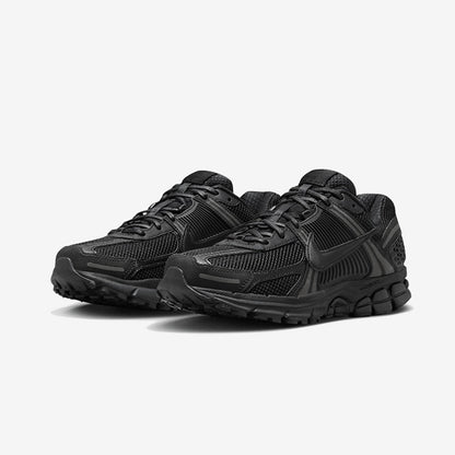 Nike Vomero 5 Triple Black