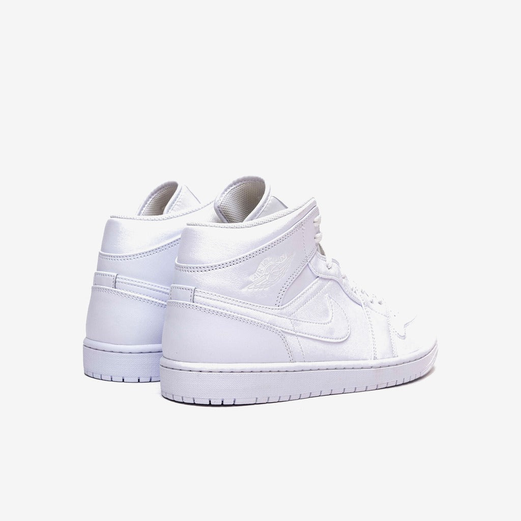 Air Jordan 1 Mid Triple White (2022)