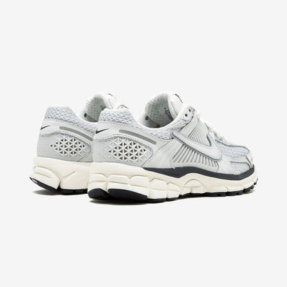 Nike Zoom Vomero 5 Photon Dust