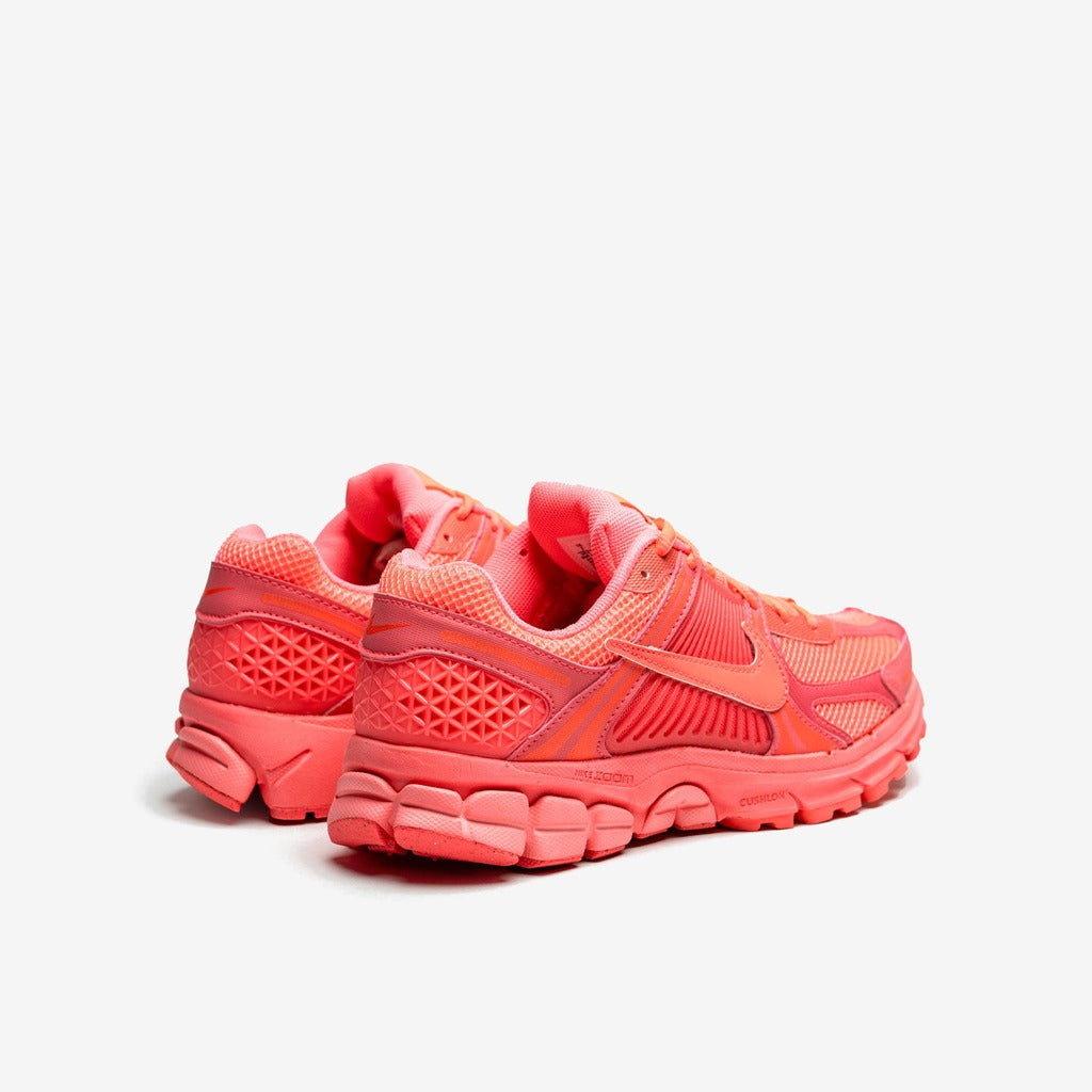 Nike Zoom Vomero 5 Hot Punch