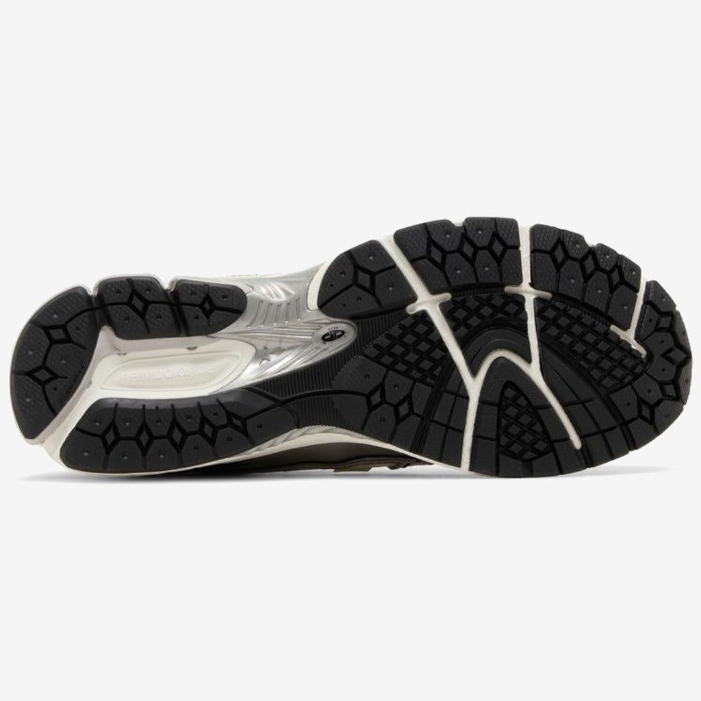 New Balance 1906R Silver Metallic Black