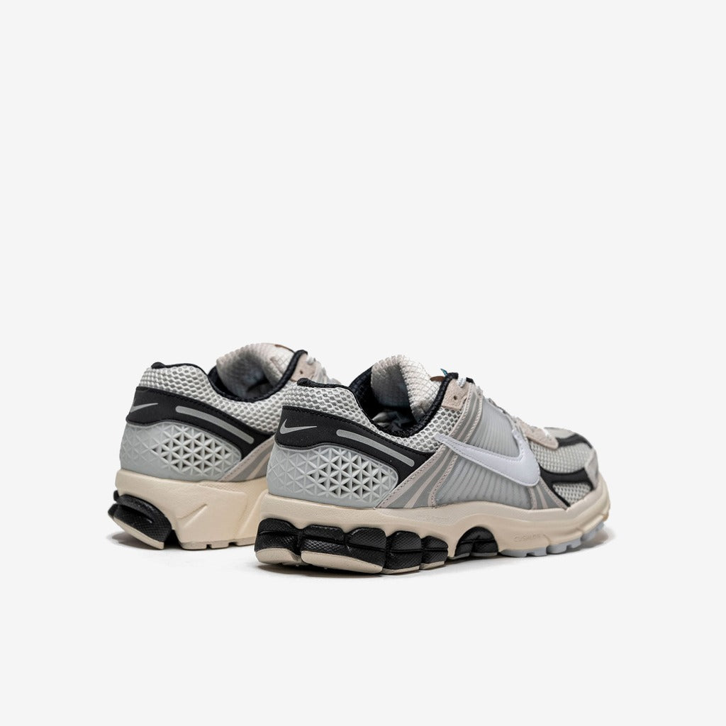 Nike Zoom Vomero 5 Supersonic Light Bone Black