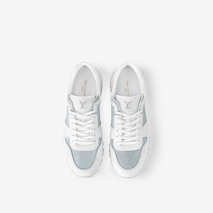 Sneaker Run Away - #7