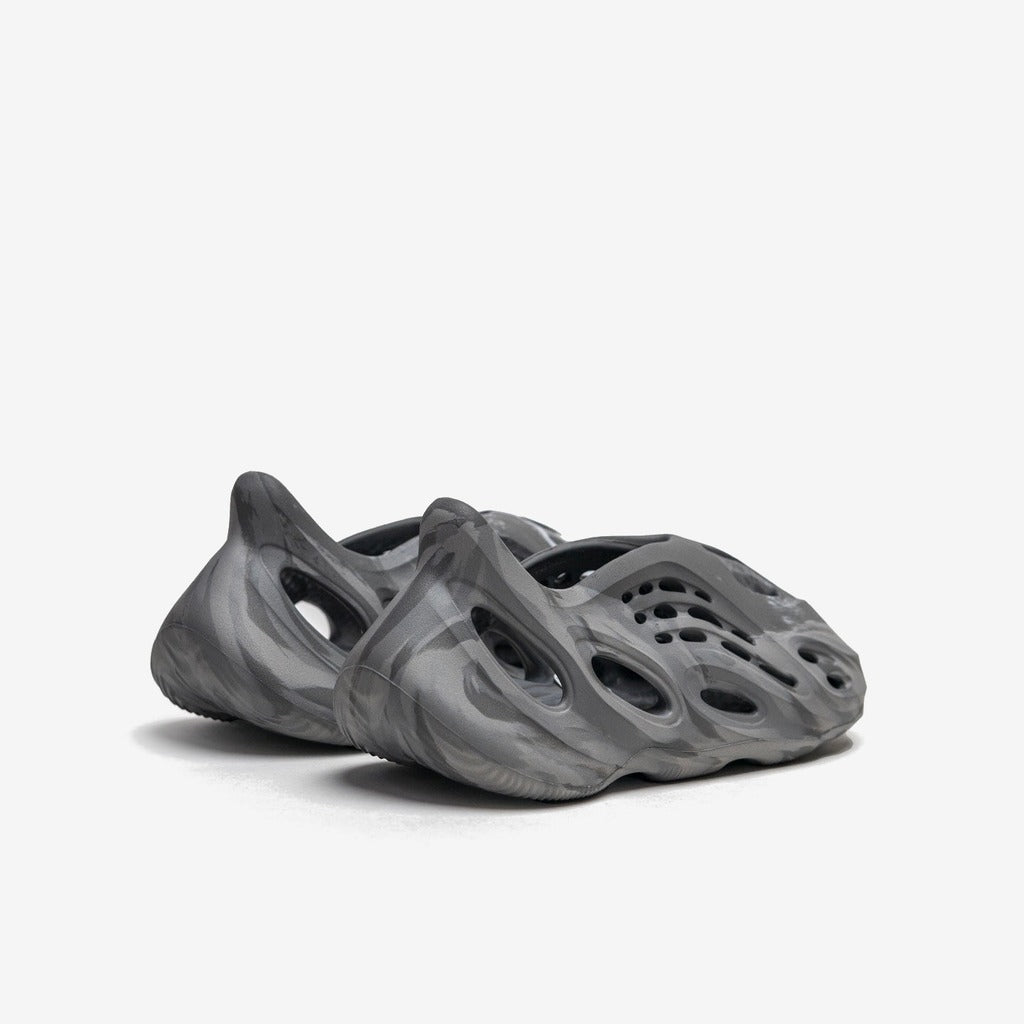 adidas Yeezy Foam RNR MX Granite