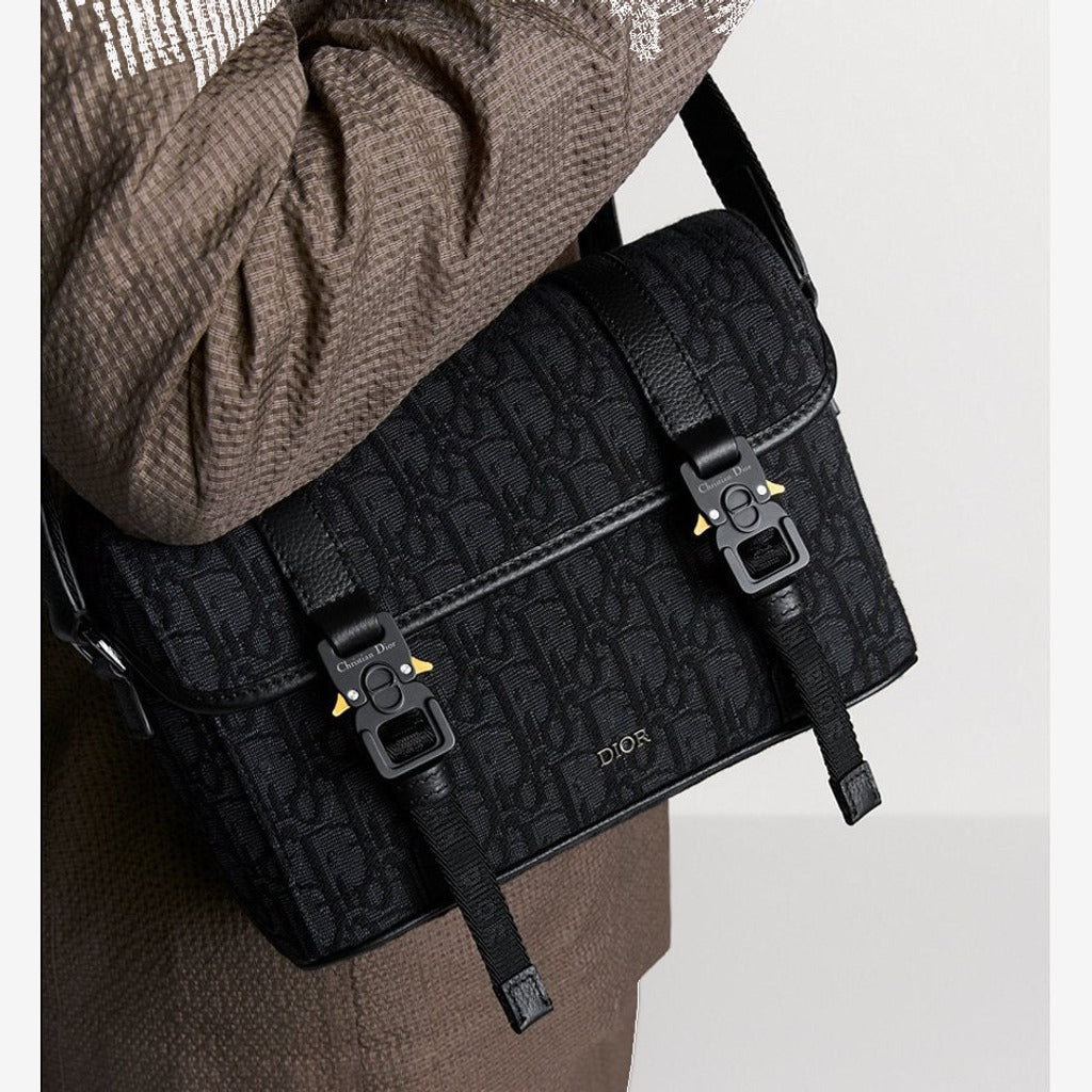 Sac Messenger à rabat Dior Hit The Road Noir