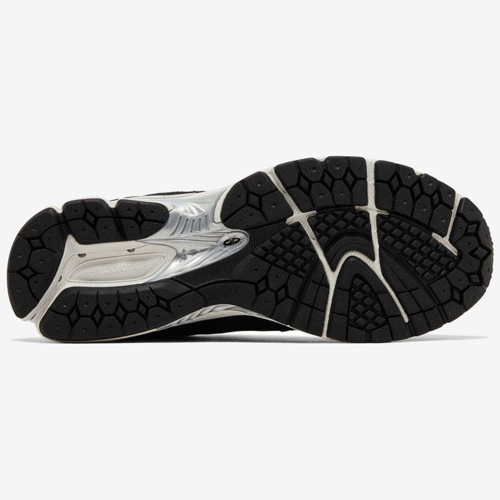 New Balance 1906R Black White - New Balance