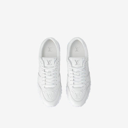 Sneaker Run Away - #15