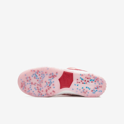Nike SB Dunk Low StrangeLove Skateboards (Regular Box)