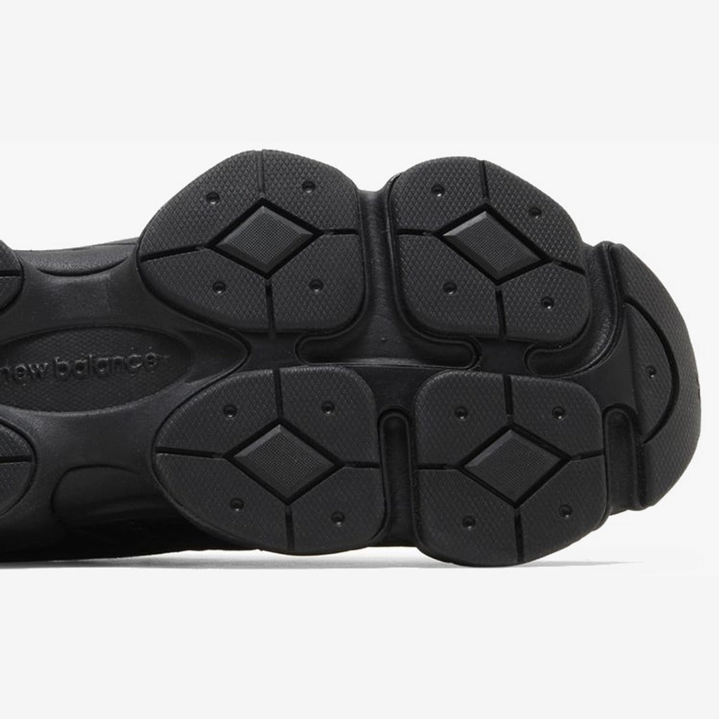 New Balance 9060 Triple Black