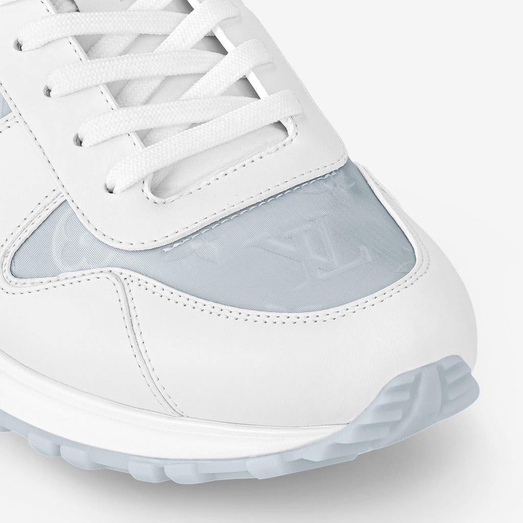 Sneaker Run Away - #7