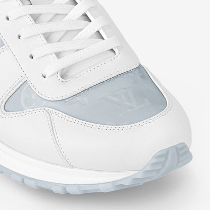 Sneaker Run Away - #7