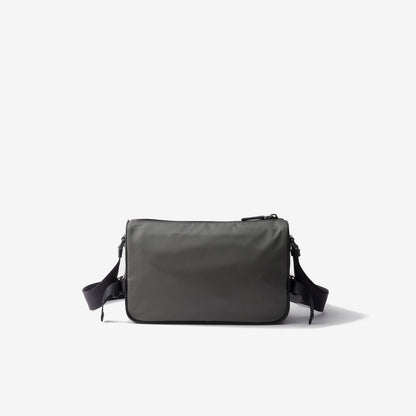 Sac de taille moyenne porté épaule en Re-Nylon et cuir Saffiano - #2