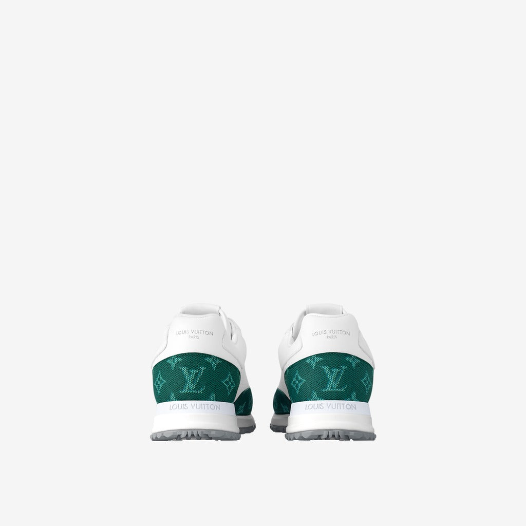 Sneaker Run Away - #10