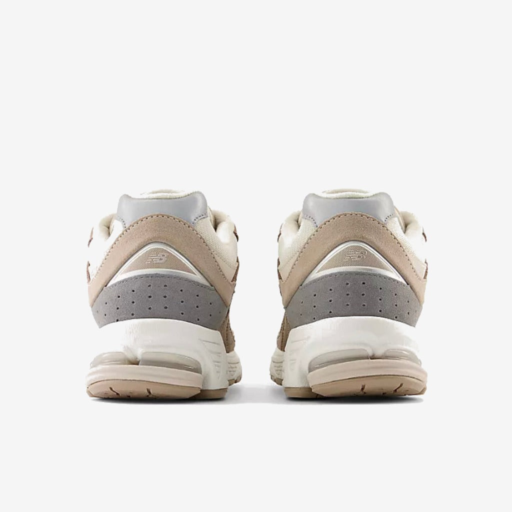New Balance 2002R Cream - New Balance