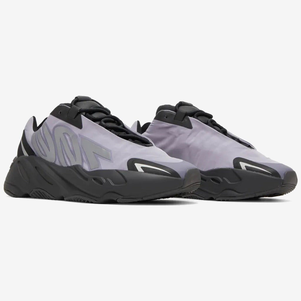 Yeezy Boost 700 MNVN Geode