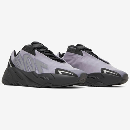 Yeezy Boost 700 MNVN Geode