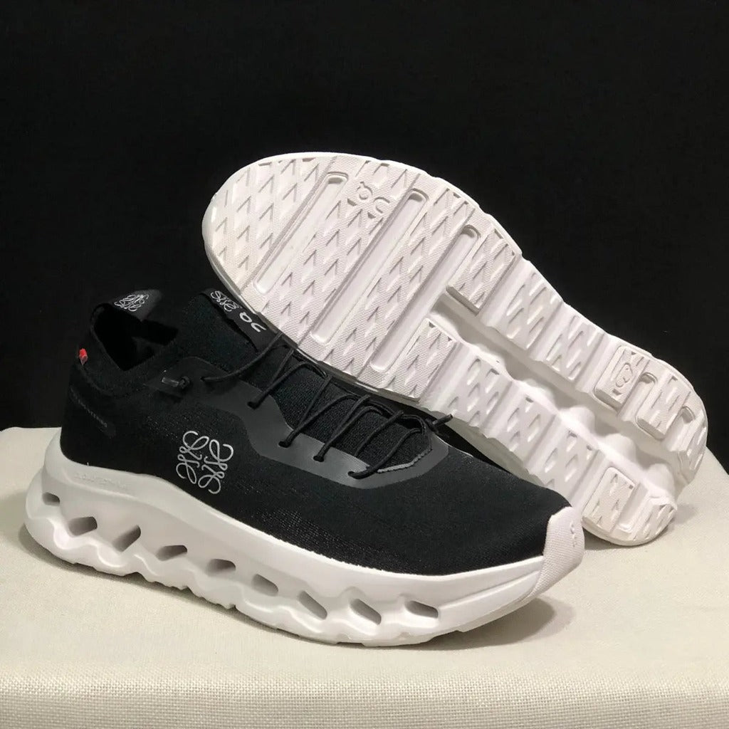 On Cloud × Loewe — Cloudtilt Noir et Blanc 2.0
