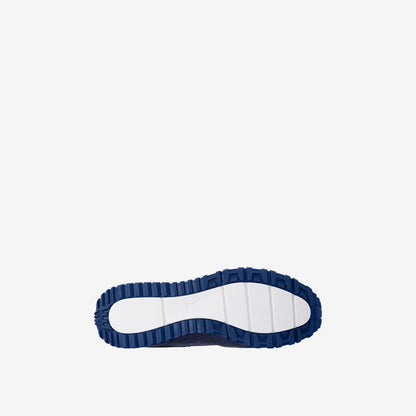 Sneaker Run Away - #14