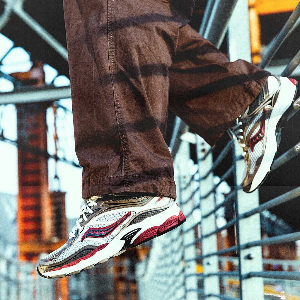 SAUCONY PROGRID OMNI 9 OG