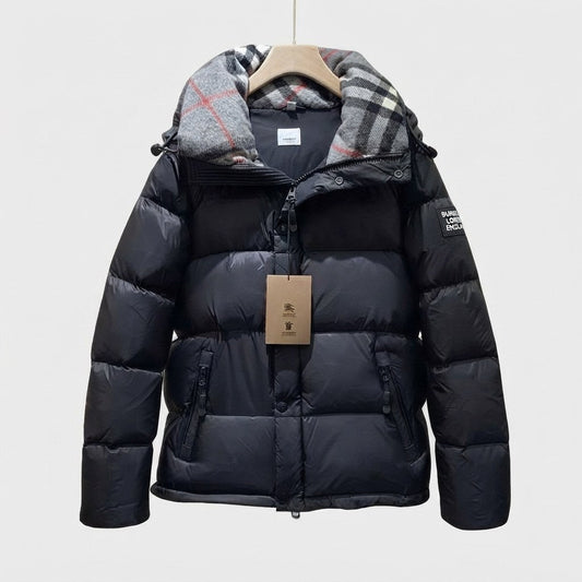 Doudoune Burberry noire col Check gris : matelassage noir et col à carreaux gris