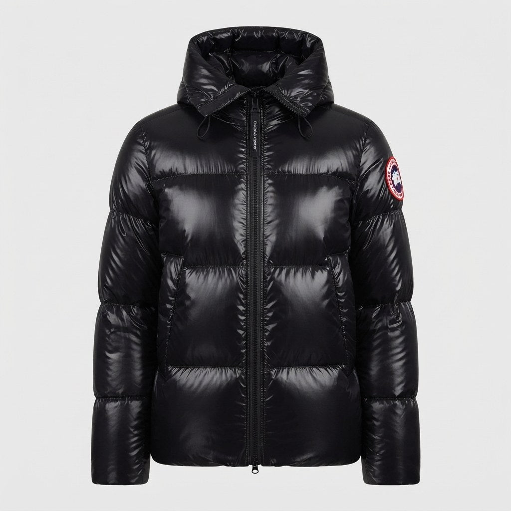 Doudoune Canada Goose noire brillante : noir brillant, col haut et écusson manche