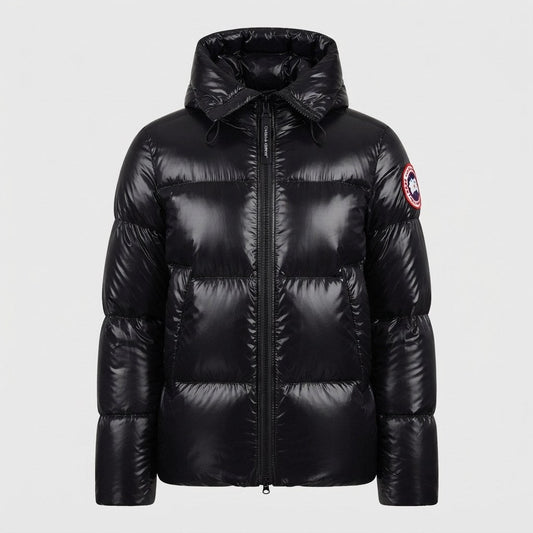 Doudoune Canada Goose noire brillante : noir brillant, col haut et écusson manche