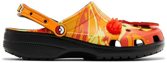 Crocs : sabot Pokémon Dracaufeu orange à semelle noire vu de profil