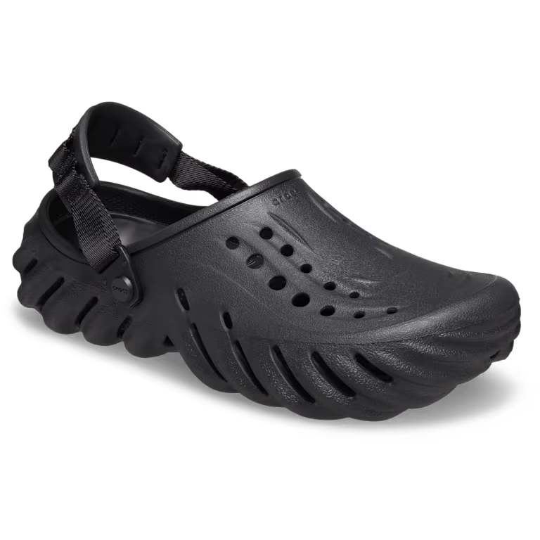 Crocs : sabot Echo noir avec semelle sculptée et ouvertures allongées